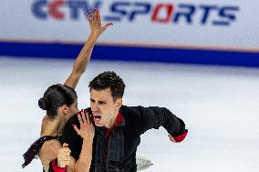 (SP)CHINA-CHONGQING-FIGURE SKATING-ISU GRAND PRIX-PAIRS (CN)