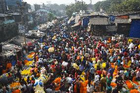 Flower Market During Kali Puja And Diwali Festival In Kolkata, India