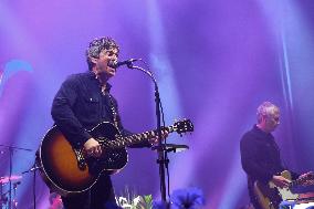 Noel Gallagher's High Flying Birds at the Zenith in Paris