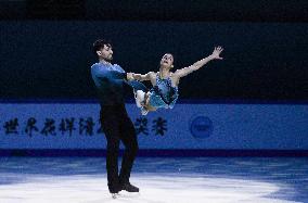 (SP)CHINA-CHONGQING-FIGURE SKATING-ISU GRAND PRIX-CUP OF CHINA-GALA (CN)