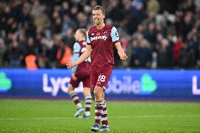 West Ham United v Nottingham Forest - Premier League