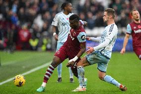 West Ham United v Nottingham Forest - Premier League