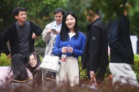 Blind Date in Hangzhou