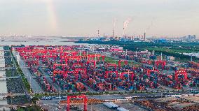 Taicang Zhenghe International Pier Rainbow