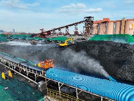 Vehicles Transfer Electric Coal in Lianyungang