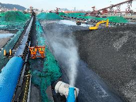 Vehicles Transfer Electric Coal in Lianyungang