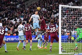 West Ham United v Nottingham Forest - Premier League