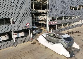 The First Intelligent Three-dimensional Port Garage in China Put Into Trial Operation in Yantai Port
