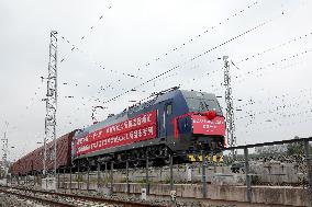 The First China-Europe JSQ Commercial Train