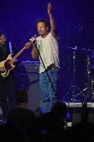 David Duchovny Live - Paris