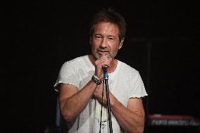 David Duchovny Live - Paris