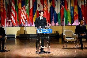 K-Pop Boy Band Seventeen At The UNESCO - Paris