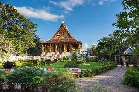 LAOS-VIENTIANE-SCENERY