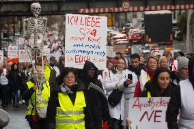 Pharmacist Go On Strike In Dortmund