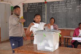 MADAGASCAR-ANTANANARIVO-PRESIDENTIAL ELECTION-START