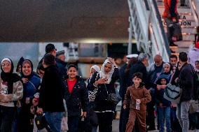 Spanish Nationals Arrives From Gaza - Madrid
