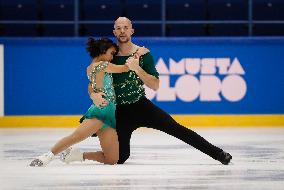 (SP)FINLAND-ESPOO-FIGURE SKATING-ISU GRAND PRIX-PAIRS-SHORT PROGRAM