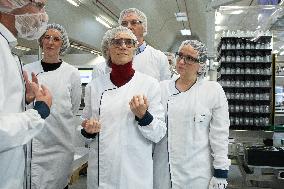 Agnes Pannier-Runacher Visits L'Oreal Factory - Caudry