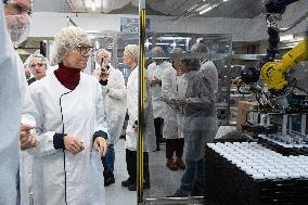 Agnes Pannier-Runacher Visits L'Oreal Factory - Caudry