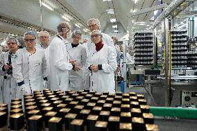 Agnes Pannier-Runacher Visits L'Oreal Factory - Caudry