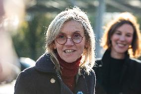 Agnes Pannier-Runacher Visits L'Oreal Factory - Caudry