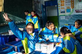 (InTibet)CHINA-XIZANG-DAMXUNG-EDUCATION-SCHOOL LIFE (CN)