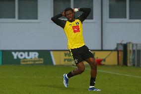 Harrogate Town v Swindon Town - Sky Bet League 2