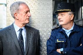 Ministerial Visit To OFMIN - Paris