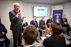 Ministerial Visit To OFMIN - Paris