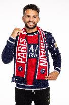 PSG Players Posing With New X-Mas sweater - Paris