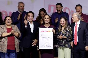 Claudia Sheinbaum Pardo Receives Proof Of Being The Only Pre-candidate For The Presidency Of Mexico