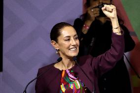 Claudia Sheinbaum Pardo Receives Proof Of Being The Only Pre-candidate For The Presidency Of Mexico