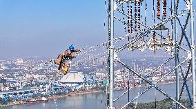 Transmission Towers Across The Yangtze River Upgrade