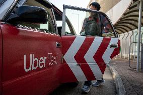 Hong Kong Taxi Drivers Set To Strike Wednesday