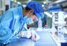 China Manufacturing Industry Solar Photovoltaic Modules