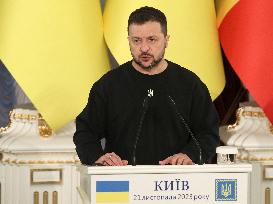 Briefing by Volodymyr Zelenskyy, Maia Sandu and Charles Michel
