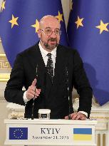 Briefing by Volodymyr Zelenskyy, Maia Sandu and Charles Michel