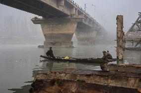 Dense Fog In Kashmir