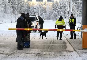 Finland - Russia - Salla border station - migrants