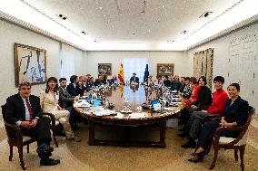 PM Sanchez Meets New Government Cabinet - Madrid