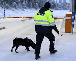 International border crossing at Salla