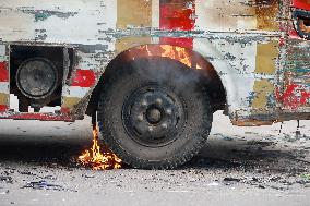 A Group Of Protesters Set Fire To A Bus - Dhaka