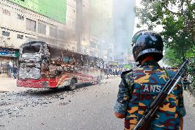 A Group Of Protesters Set Fire To A Bus - Dhaka