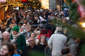 Cologne Christmas Market Opens