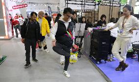 Body-building Booth at Shanghai Sports Show