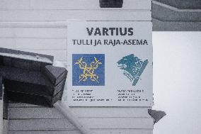 Finnish-Russian border crossing in Vartius