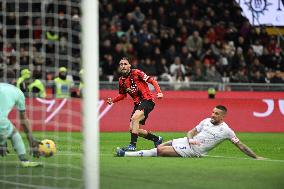 AC Milan v ACF Fiorentina - Serie A TIM