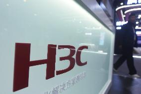 H3C
