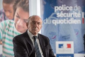 Jean Michel Blanquer and Gérard Collomb visit a College - Toulouse