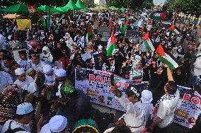 Indonesian For Palestine Mass Protest - Medan